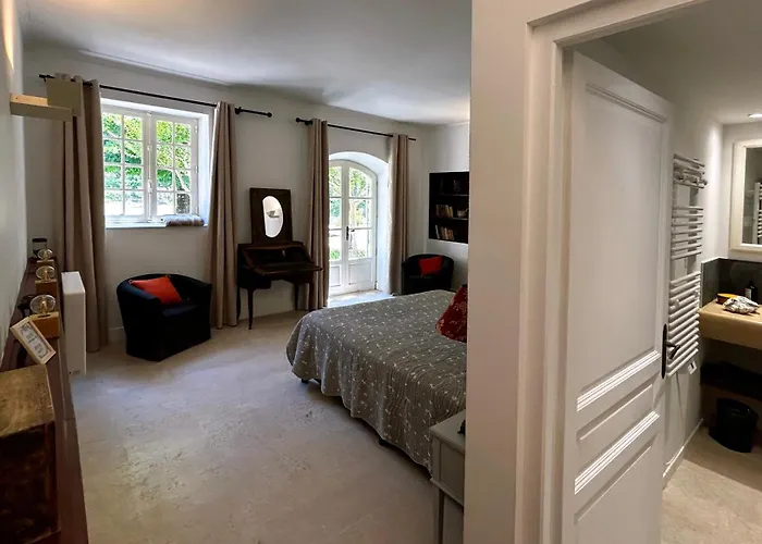 Magnan Δωμάτια σε οικογενειακή κατοικία *