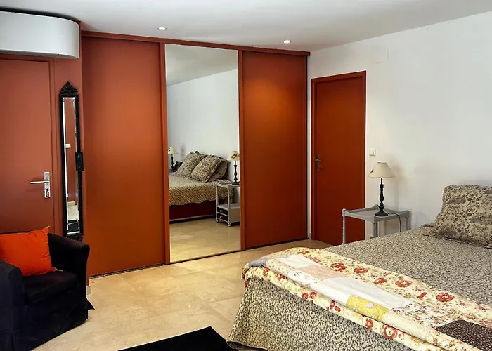 Magnan Δωμάτια σε οικογενειακή κατοικία